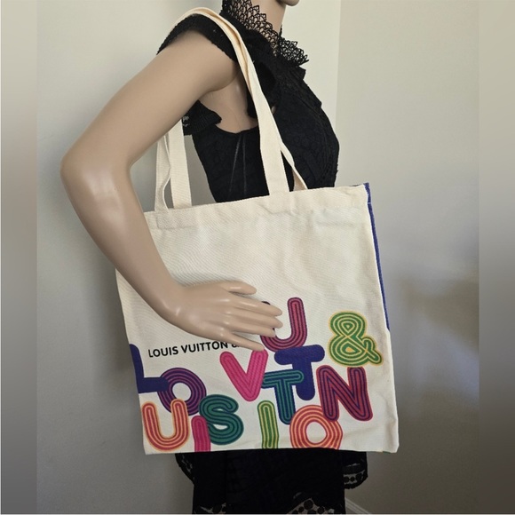 Louis Vuitton & Exhibition Exclusive Shenzhen Event Canvas Eco Tote Bag - Picture 4 of 6